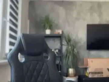 Chaturbate Live Porn of tommyx01