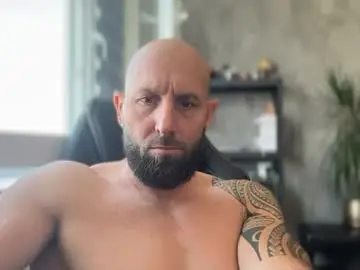 Chaturbate Adult Webcams of tommyx01