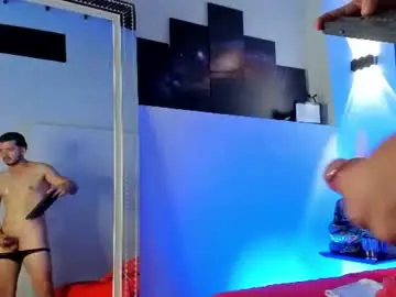 Chaturbate Live Sex Cam of loganwolfjs