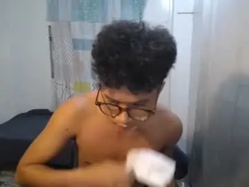 Chaturbate Live Porn of naughtyhot_star19