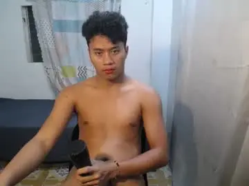 Chaturbate Adult Webcams of naughtyhot_star19