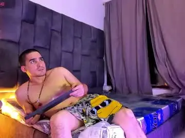 Chaturbate Free Live Porn of dylan_gray_