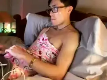 Chaturbate Nude Webcam of hottiewithabody101