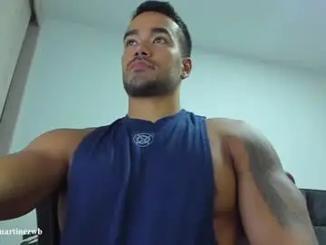 Chaturbate Best live sex cam show of alexander_martines