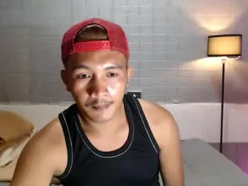 Chaturbate Live Sex Cam of hunkylloyd