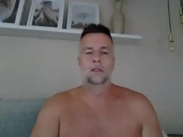 Chaturbate Live Porn of bobberman78