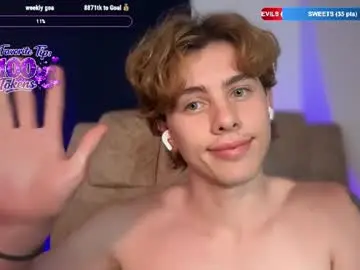 Chaturbate Live Sex Cam of gemdominus