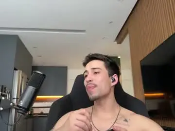 Chaturbate Live Sex Cam of mettew22cm
