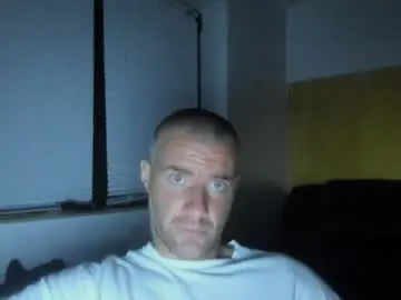 Chaturbate Adult Webcam of alfiesolomons87