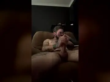 Chaturbate Live Sex Cam of dennisman4151