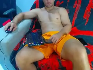 Chaturbate Free Porn Cam of hugo_19cm