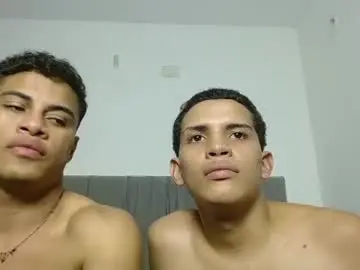 Chaturbate Best live sex cam show of jose_and_daniel