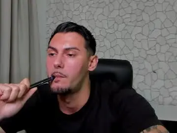 Chaturbate Free Live Porn of clintmasterss