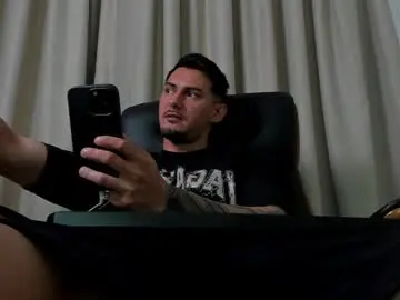 Chaturbate Live Sex of clintmasterss