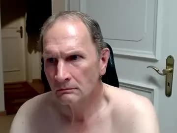 Chaturbate Live Sex Cam of fabiansoohot