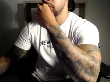 Chaturbate Watch Live Sex Cams of loganhod