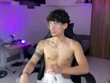 Chaturbate Free Porn Cam of kisan_smith