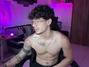 Chaturbate Best live sex cam show of kisan_smith