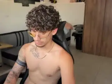 Chaturbate Sex Cam of kisan_smith