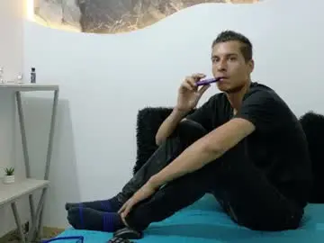 Chaturbate Sex Chat of cameronsilverman
