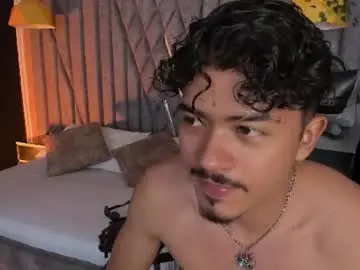 Chaturbate Best live sex cam show of nicolaikarav