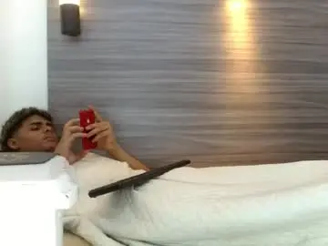 Chaturbate Live Porn of lelehott01