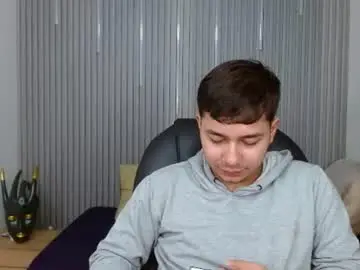 Chaturbate Live Sex of georgesmith_1