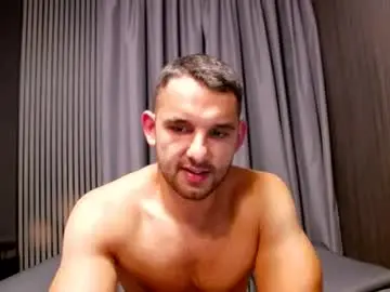 Chaturbate Live Sex of antoniovalentinidiamond