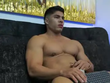Chaturbate Best live sex cam show of romano_kentt12