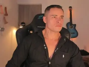 Chaturbate Sex Chat of connorsmith_26