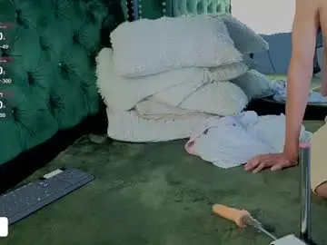 Chaturbate Sex Cam of levi_ackermann1