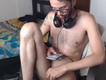 Chaturbate Free Porn Cam of julfigo