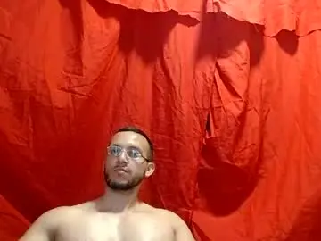 Chaturbate Adult Video Chat of marcusmilarc