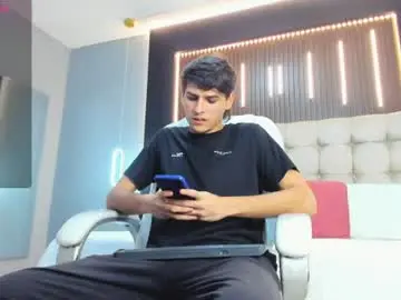 Chaturbate Live Sex Cam of zack23__