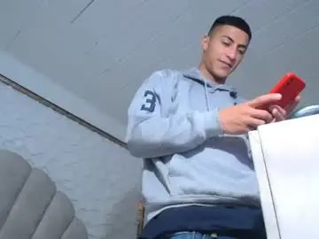 Chaturbate Live Sex of mr_porn_9