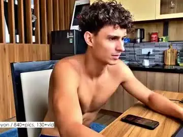 Chaturbate Sex Cam of atreyon