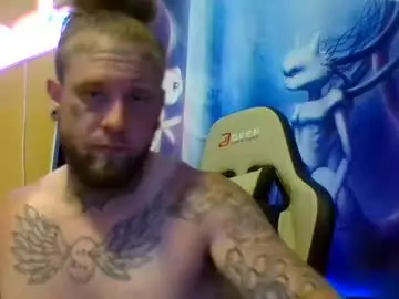 Chaturbate Live Sex Cam of smokebluntafterblunt