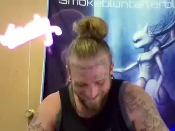 Chaturbate Free Porn Cam of smokebluntafterblunt