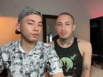 Chaturbate Live Sex Cam of noah_and_steven