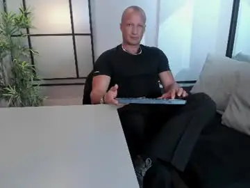 Chaturbate Live Sex Cam of damiancavalli