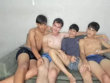 Chaturbate Best live sex cam show of pelusos_mens