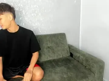 Chaturbate Adult Webcams of pelusos_mens