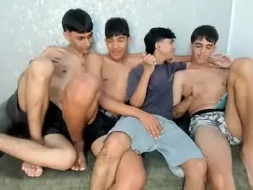 Chaturbate Live Sex of pelusos_mens