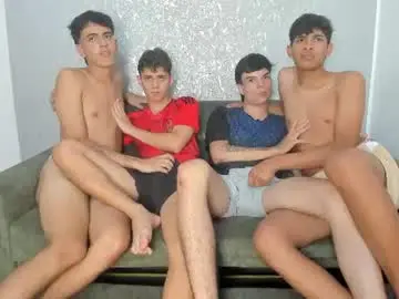Chaturbate Live Sex Cam of pelusos_mens