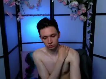 Chaturbate Watch Live Sex Cams of meverik_oushen