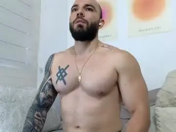 Chaturbate Sex Chat of isaac_carter