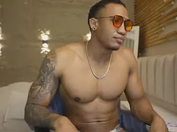 Chaturbate Adult Video Chat of logan_varela