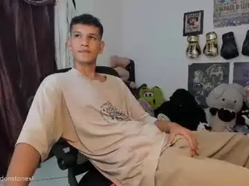 Chaturbate Best live sex cam show of brandonstonexl