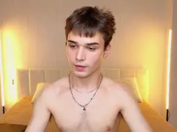 Chaturbate Adult Video Chat of simonboy592