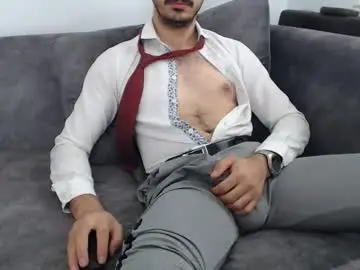 Chaturbate Live Porn of dirtyybooyy77